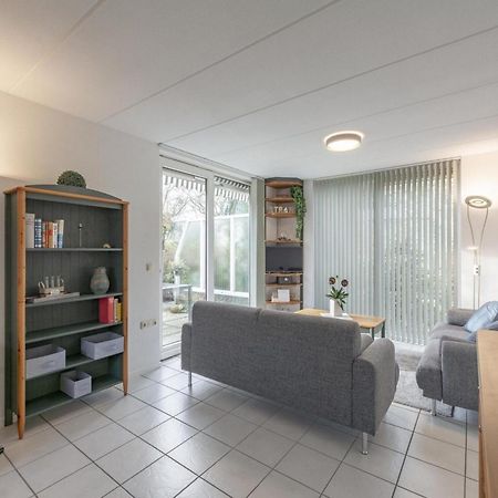 Cozy Holiday Home With Pool Sint Maartensvlotbrug المظهر الخارجي الصورة